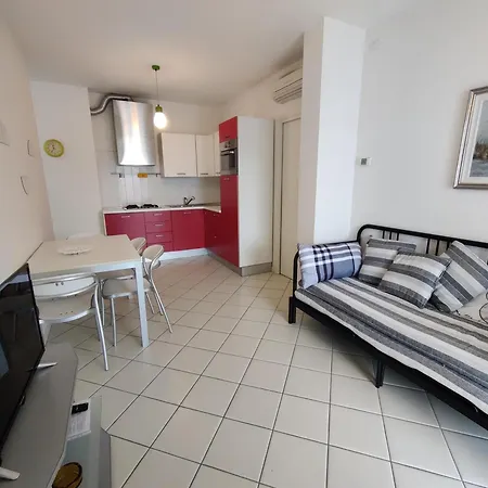 Aurora Park Apartment *